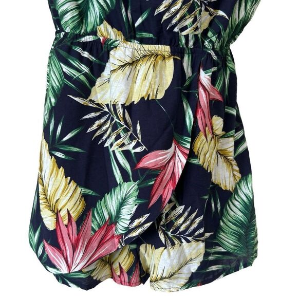 Superdown Penelope Palm Front Wrap Romper - Picture 12 of 14